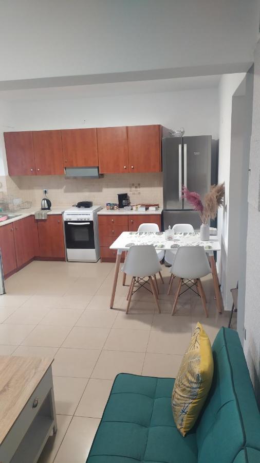 Mama Marina Apartement Near To The Airport Andimáhia Kültér fotó