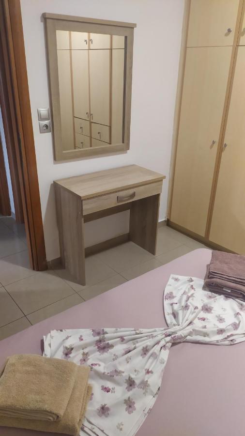 Mama Marina Apartement Near To The Airport Andimáhia Kültér fotó